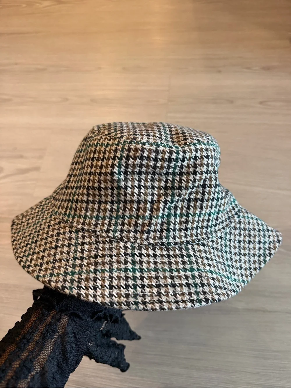 J. Crew Houndstooth Bucket Hat in Black, Cream & Green